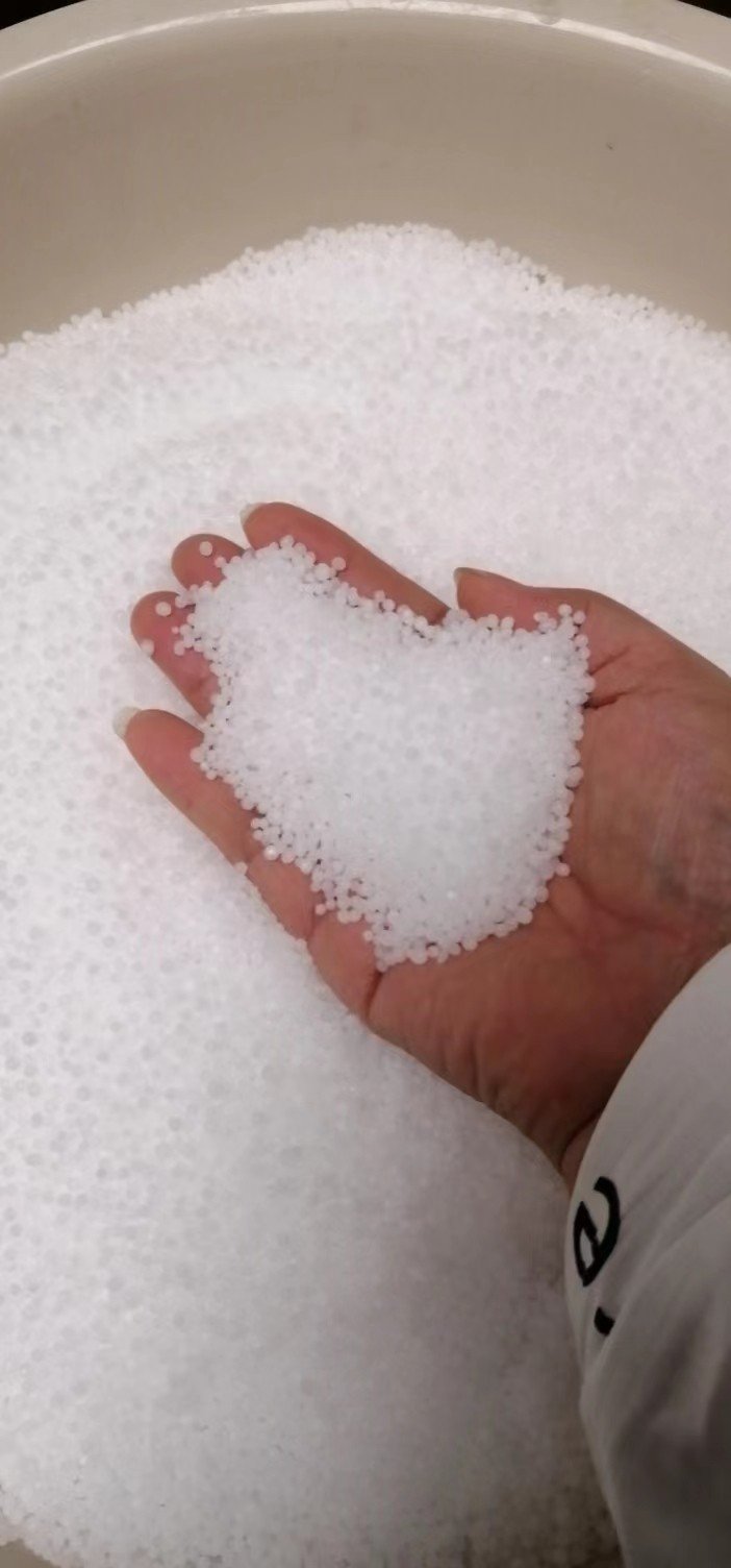 尿素顆?！傲憬佑|”上四樓？銀星機械密閉輸送+方形搖擺篩方案揭秘！